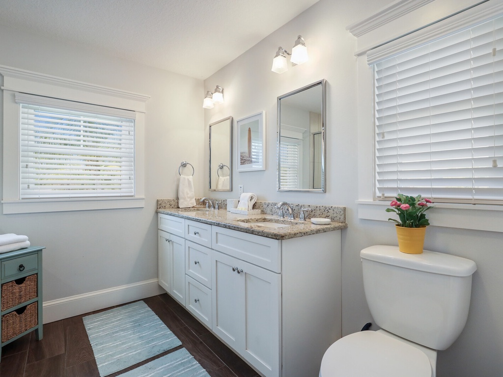 Primary En-Suite