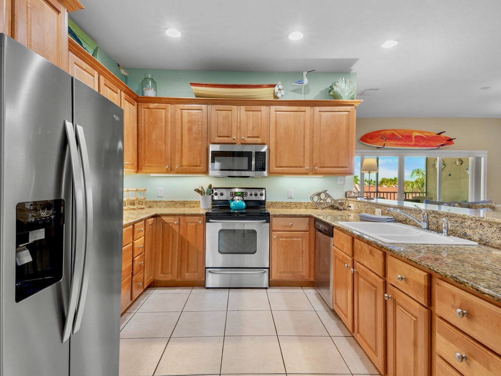 Fully equipped kitchen