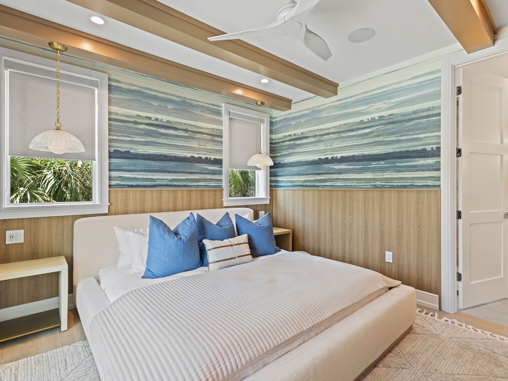 Primary Bedroom, King bed