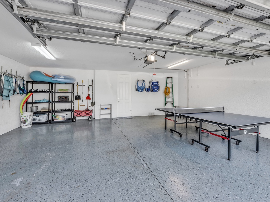 Garage - Ping Pong Table