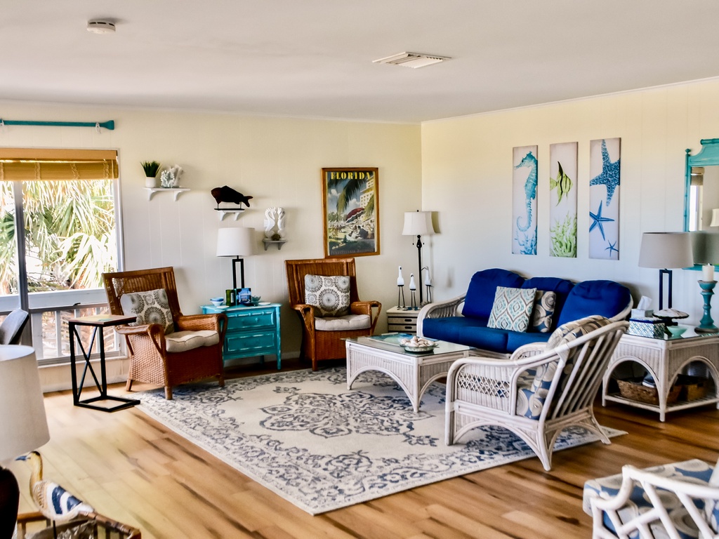 Sunshine State of Mind - AMI Locals