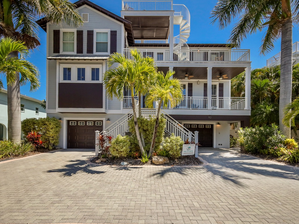 Grand Home Exterior Perspective