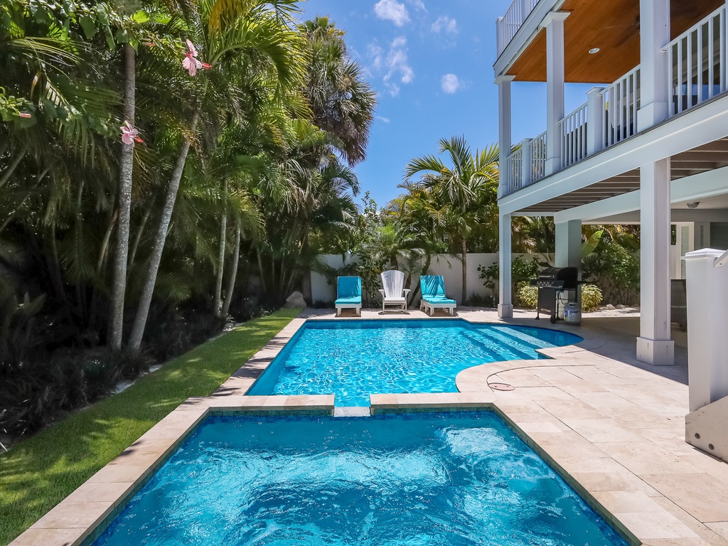 Private Pool and Spa