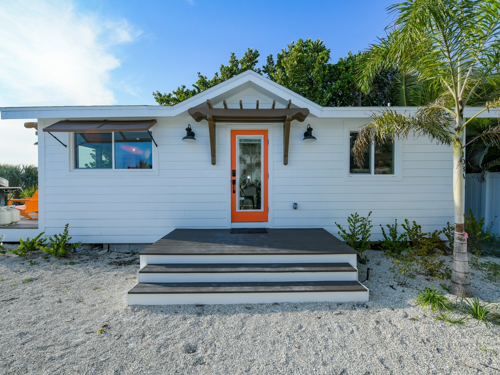 Low Tide - AMI Locals