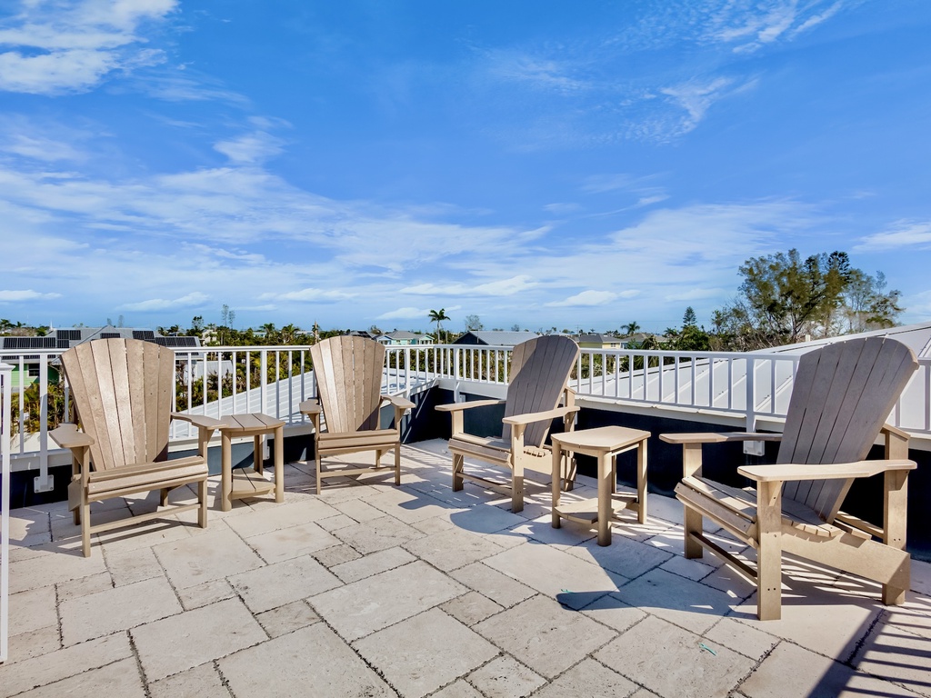 Rooftop Deck