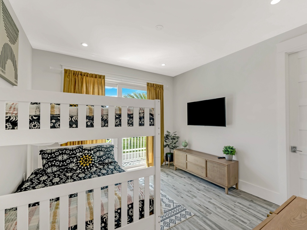 Fourth Bedroom - Full/Full Bunk