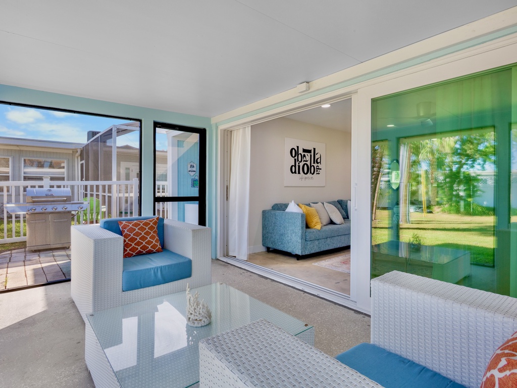 Relaxing lanai space protected from the sun