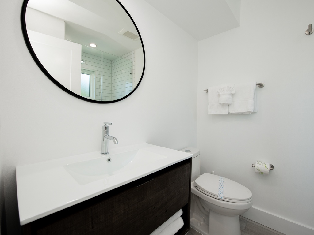 Second Bedroom, Bathroom