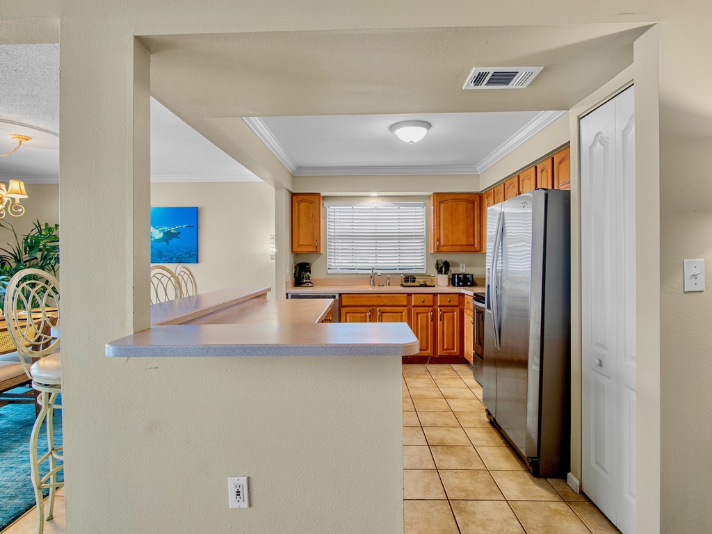 Fully equipped kitchen