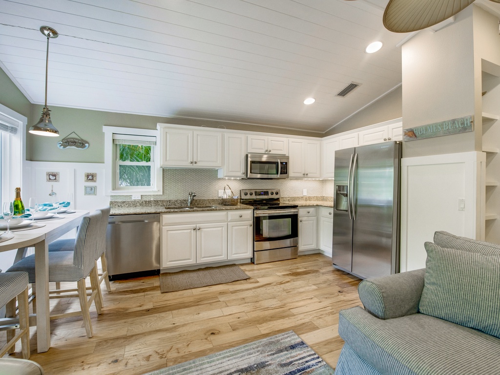 Fully Equipped Modern Kitchen