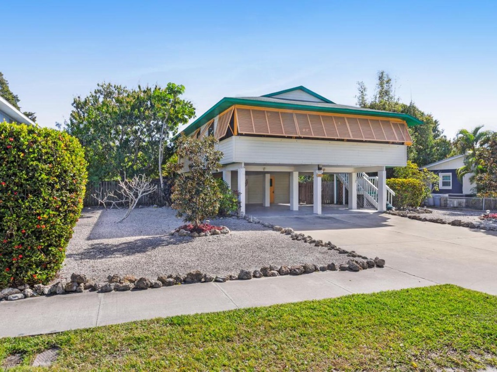 Mangoes on Magnolia-AMI Accommodations