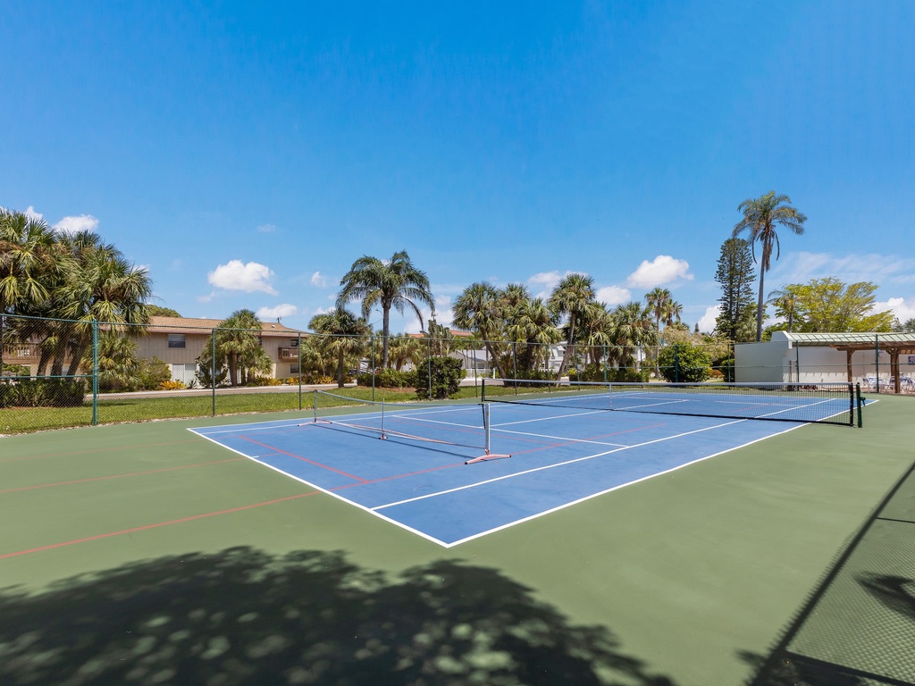 Tennis/Pickle Ball Court