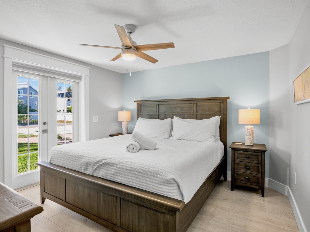 Third Bedroom, King bed