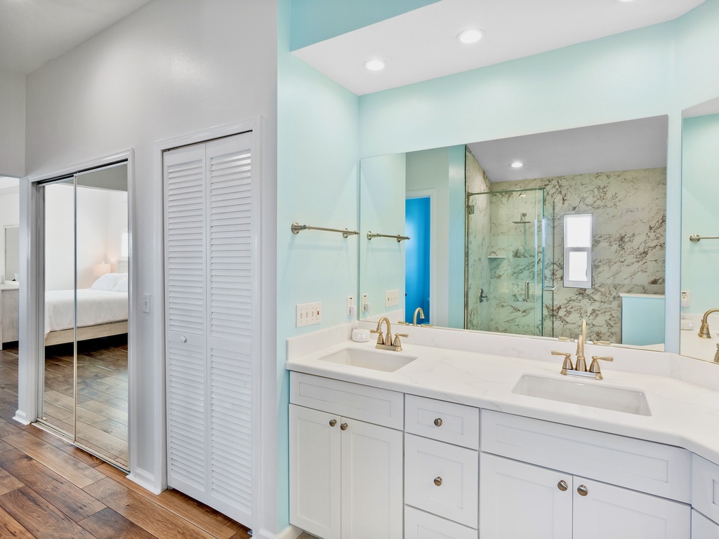 Primary Bathroom, Ensuite