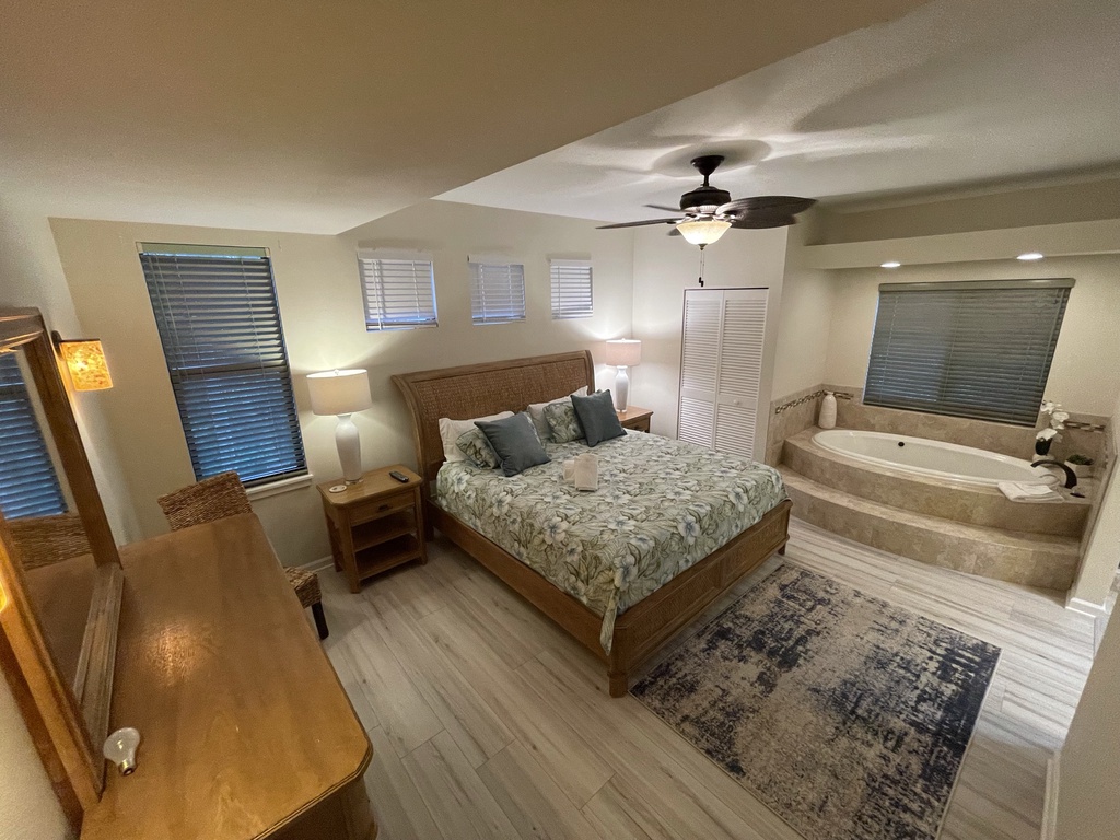 Primary Bedroom, 3rd floor: King