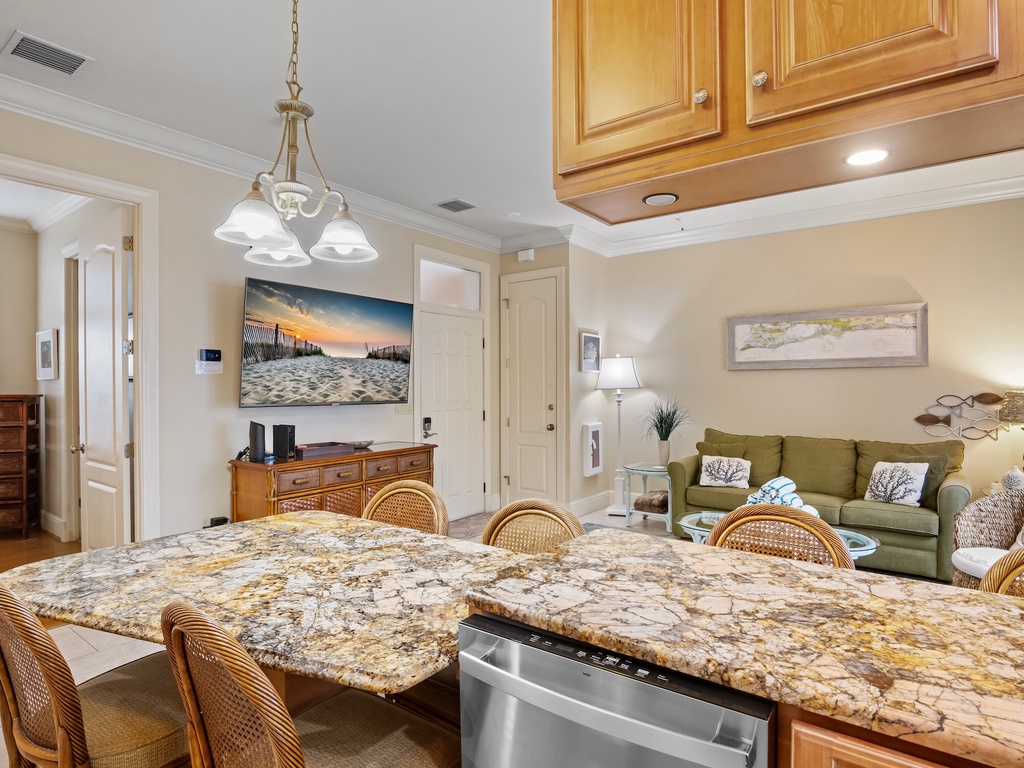 Dining Area, Breakfast Bar