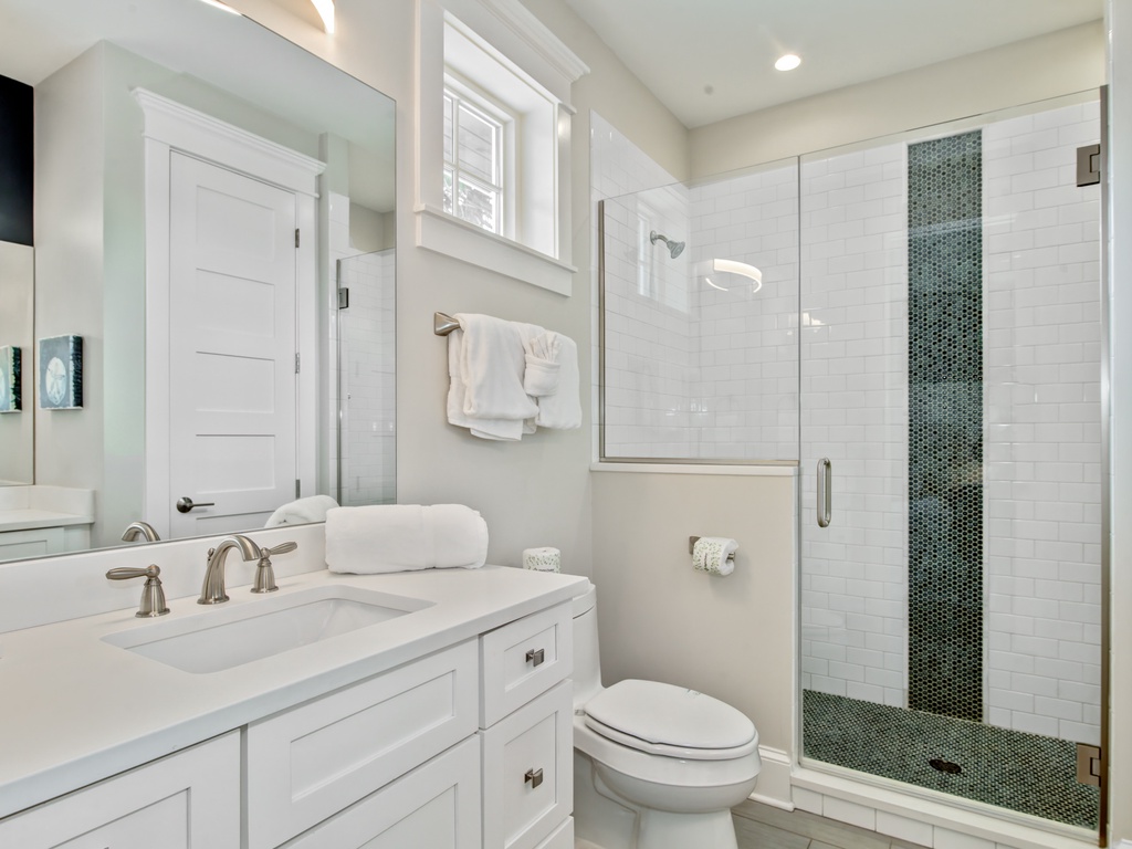 Second Ensuite Bathroom