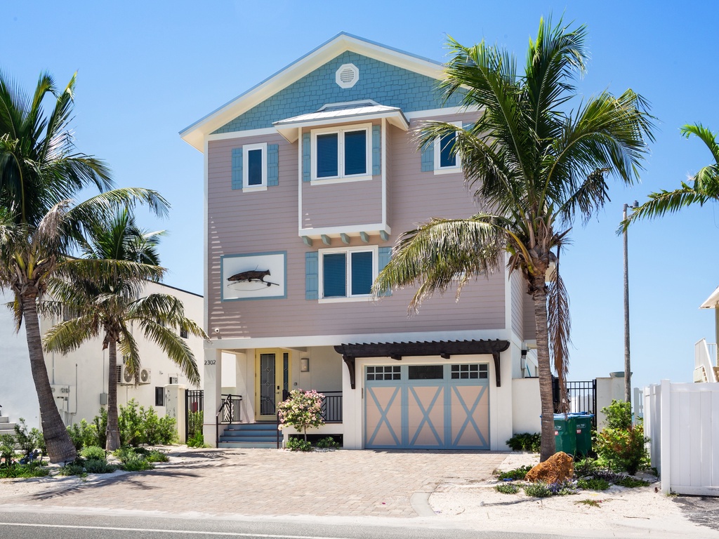 Tarpon Lookout by Anna Maria Island Accommodations