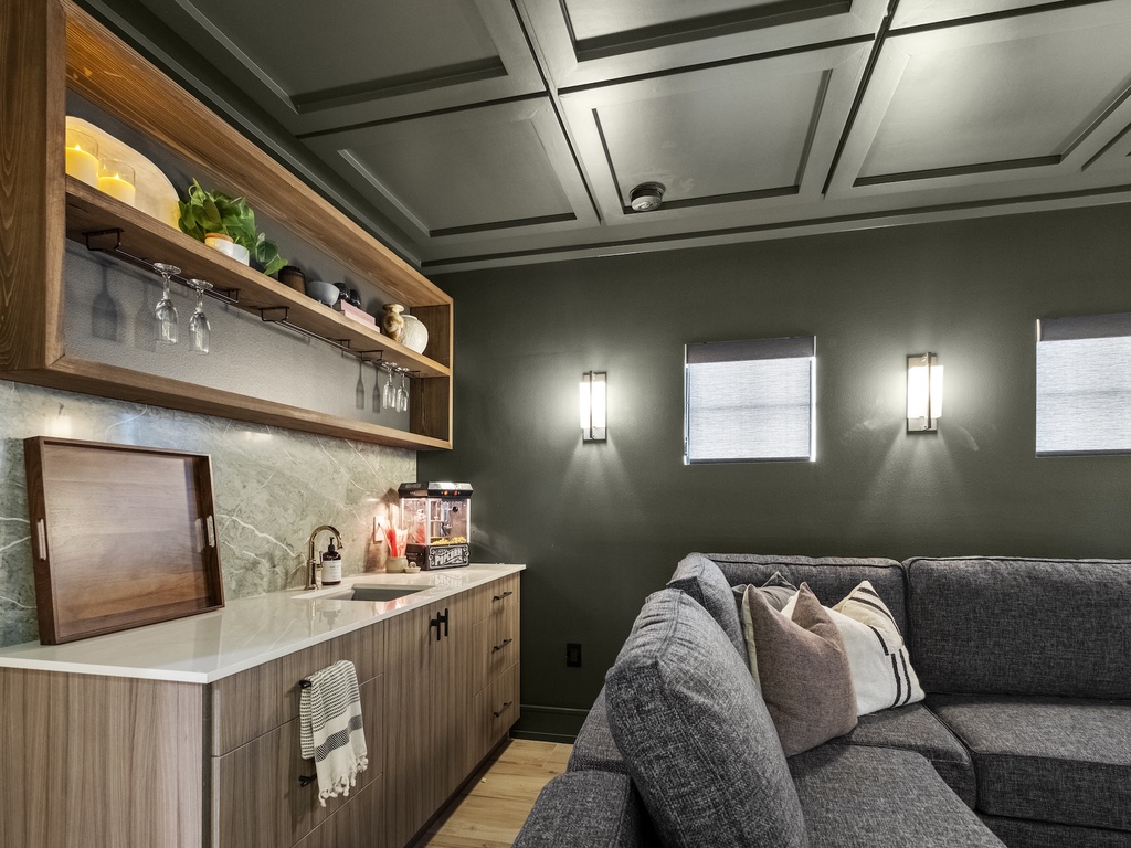 Modern Pantry Convenience Zone