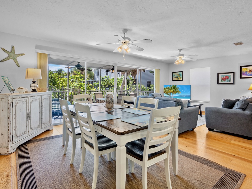 Sunshine Daydream by Anna Maria Island Accommodations