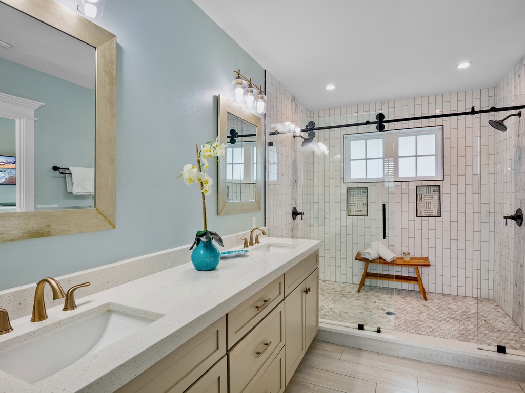 Primary Ensuite Bathroom