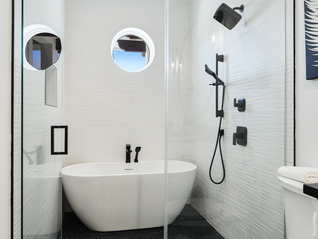 Fifth En-suite Bathroom