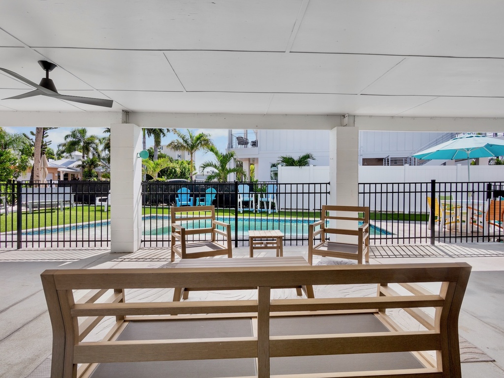 MI Island Time by Anna Maria Island Accommodations