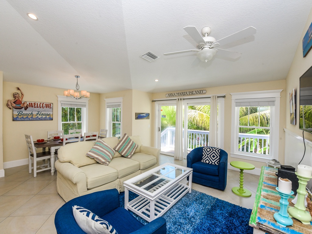 Living and Dining Area