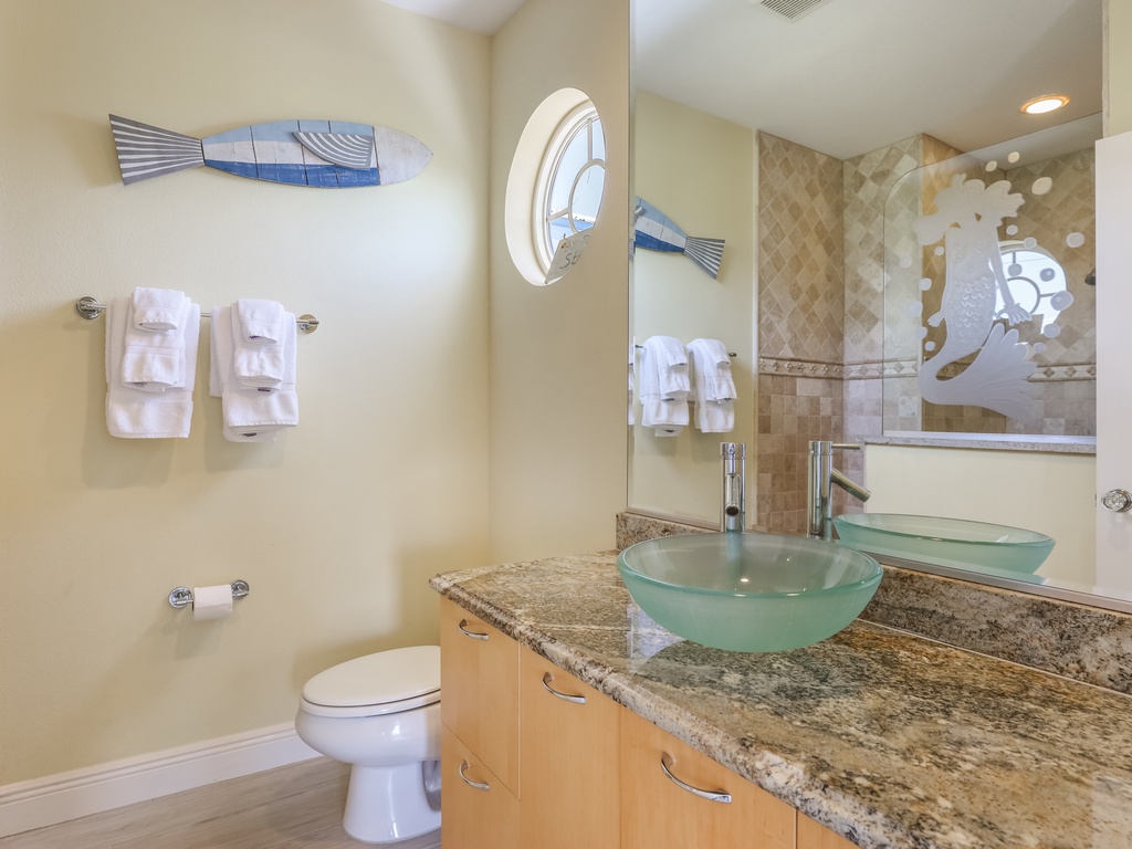 Bright Sink and Mirror Combo