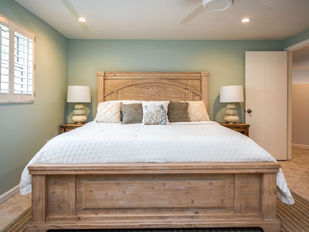 Primary Bedroom, King