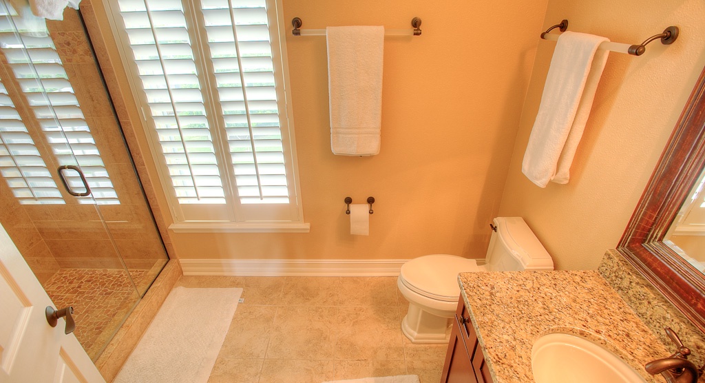 Hall Bathroom with Walk-in-Shower
