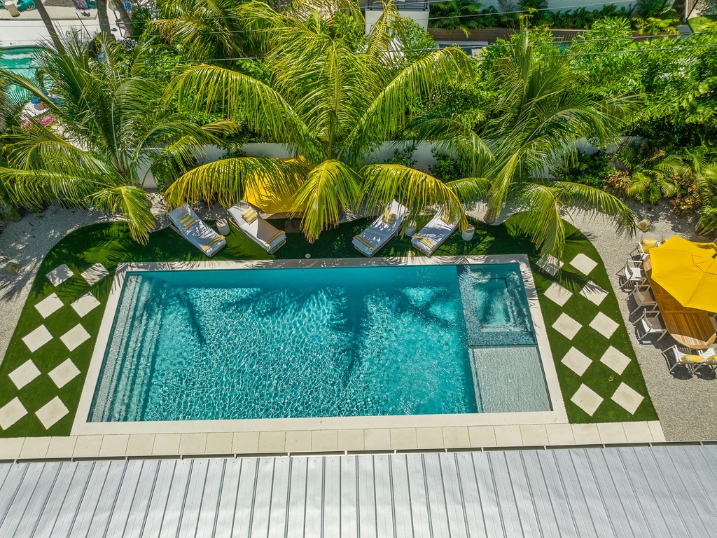 Private Pool with in-ground heated Spa