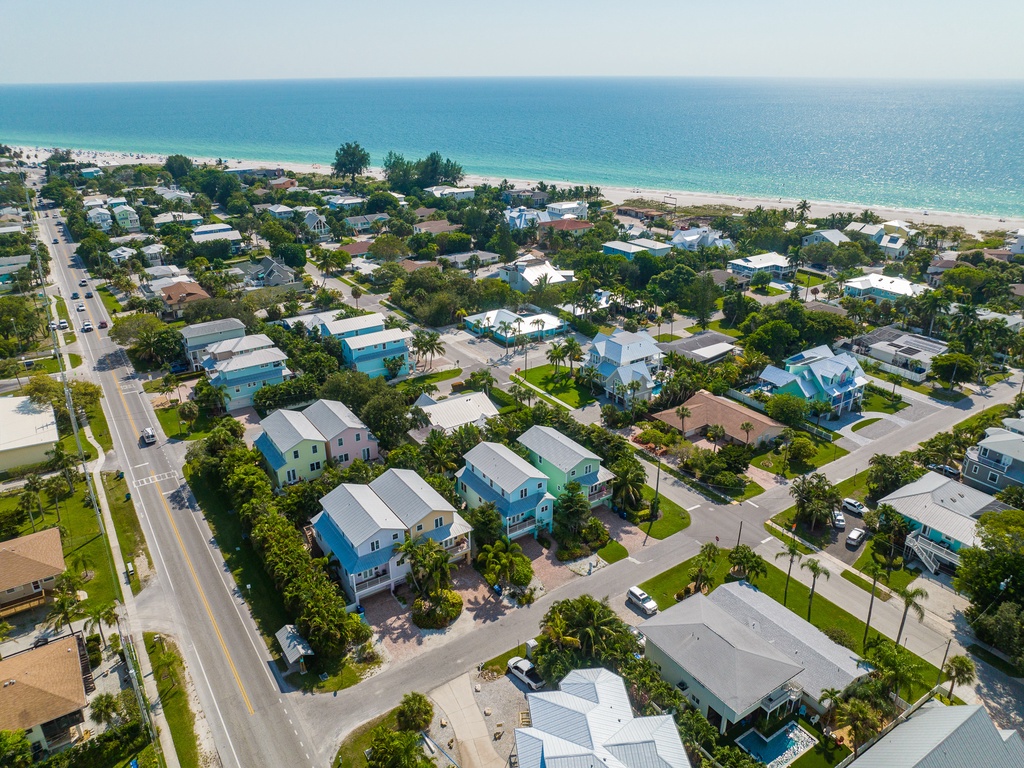 Close To Gulf Beaches