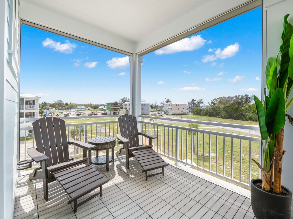 Primary Bedroom, Balcony