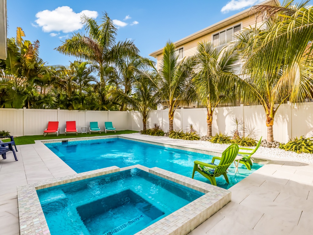 Private Pool and Spa