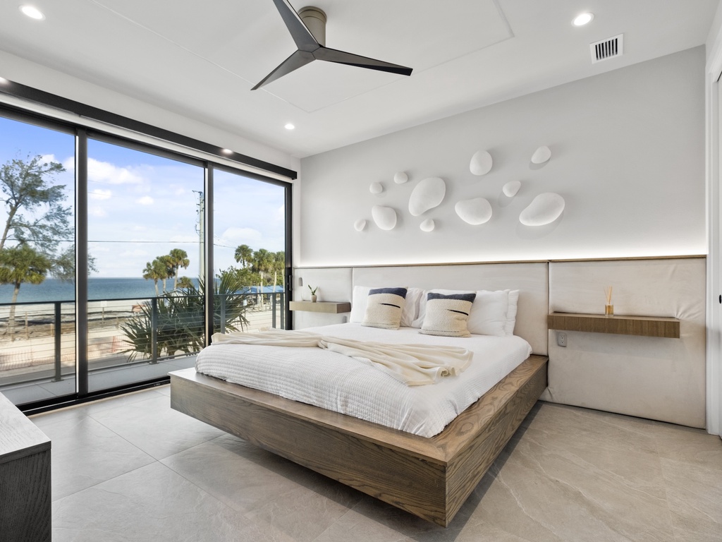 Primary Bedroom, King