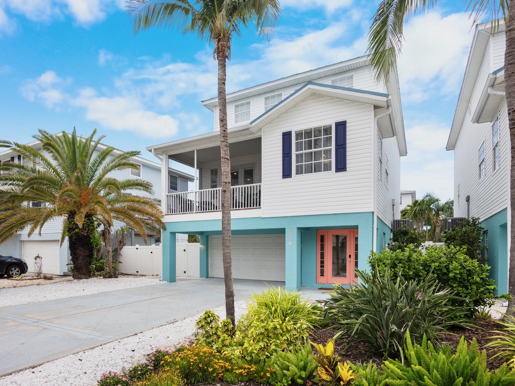 Sand Dollar by Anna Maria Island Accommodations