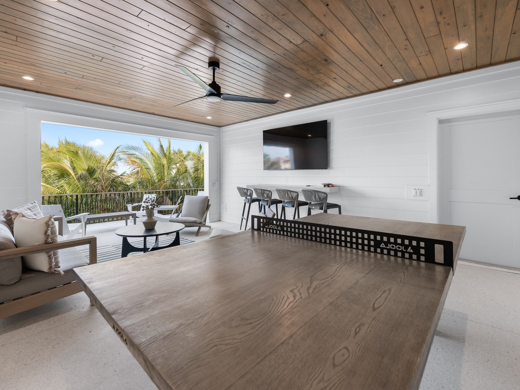 Top Floor - Covered Outdoor Living Area - Ping Pong
