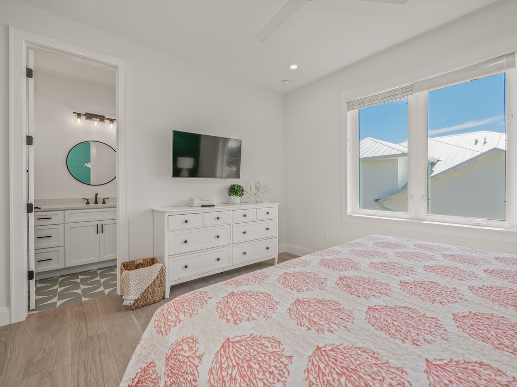 Fifth Bedroom - King