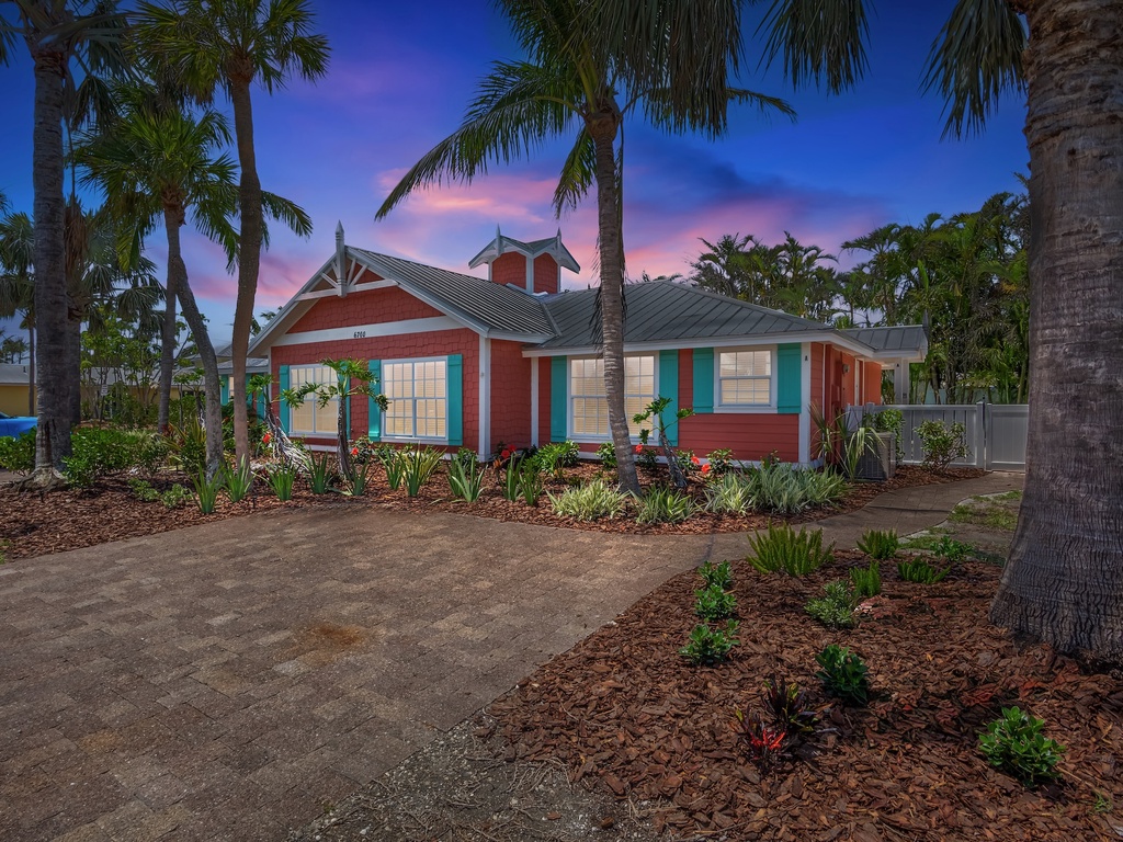 Welcoming entry of Peach Bellini