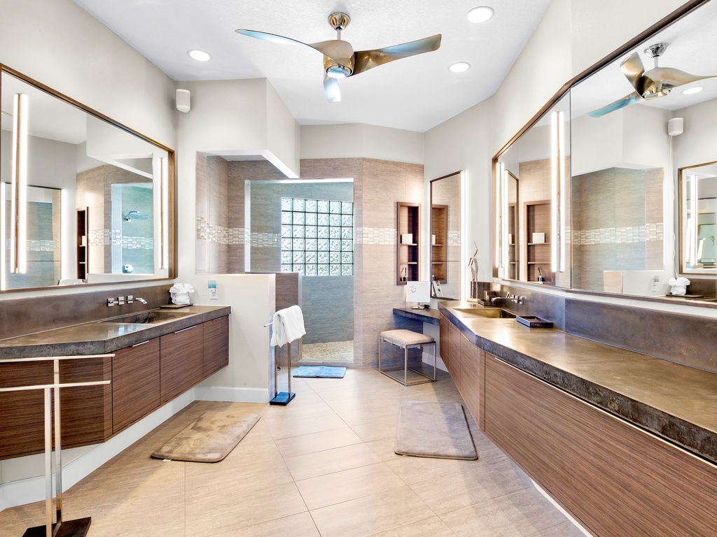 Primary Bathroom, Ensuite