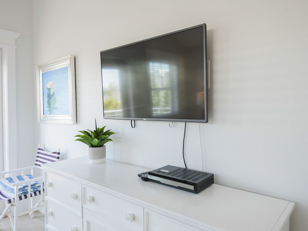 Serenity Beach - AMI Locals