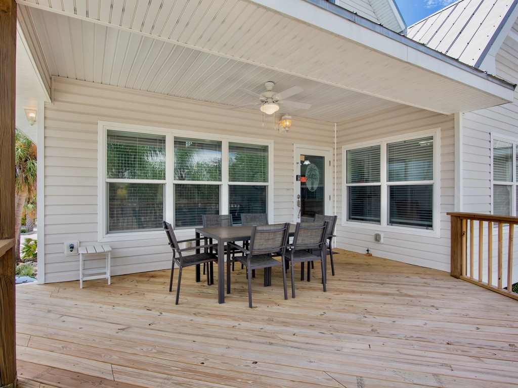 Balcony, Dining Area