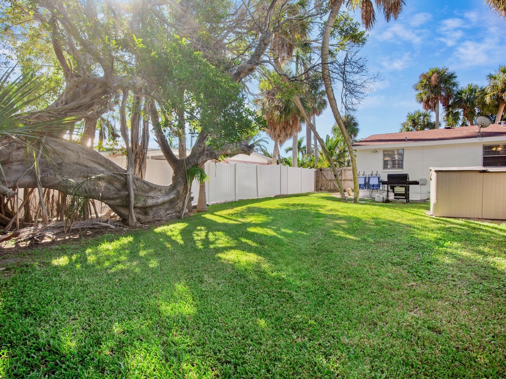 Gulf Haven by AMI Locals