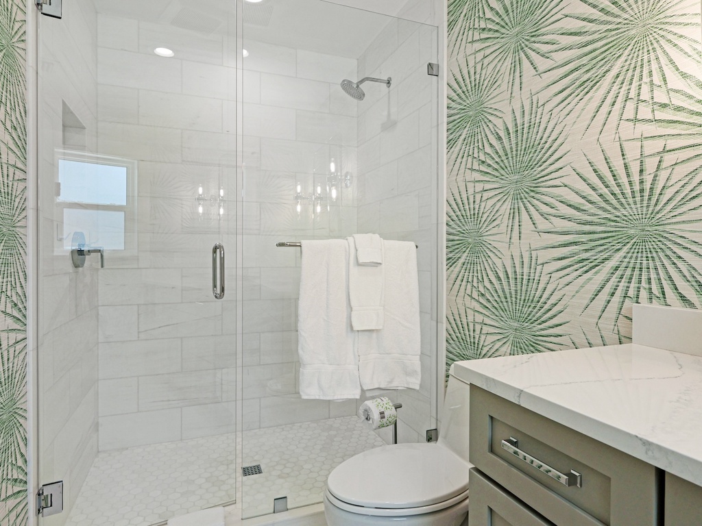 Second Bathroom, Ensuite