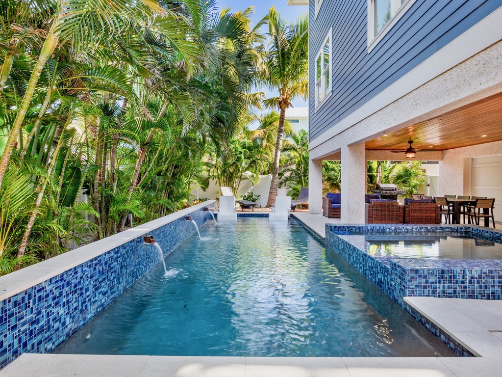 Private heated pool with in-ground spa