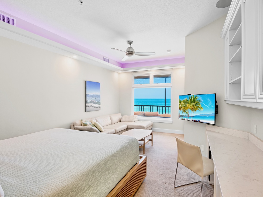 Primary Bedroom, King