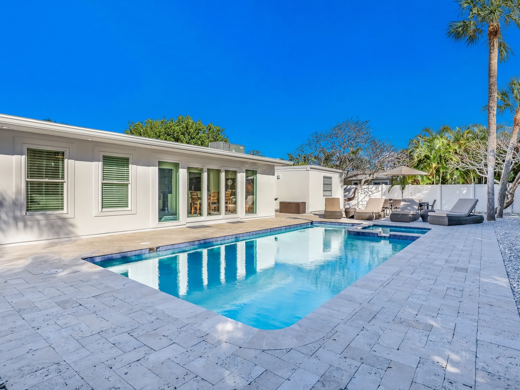 Shamrock Palms - By Anna Maria Island Accommodations