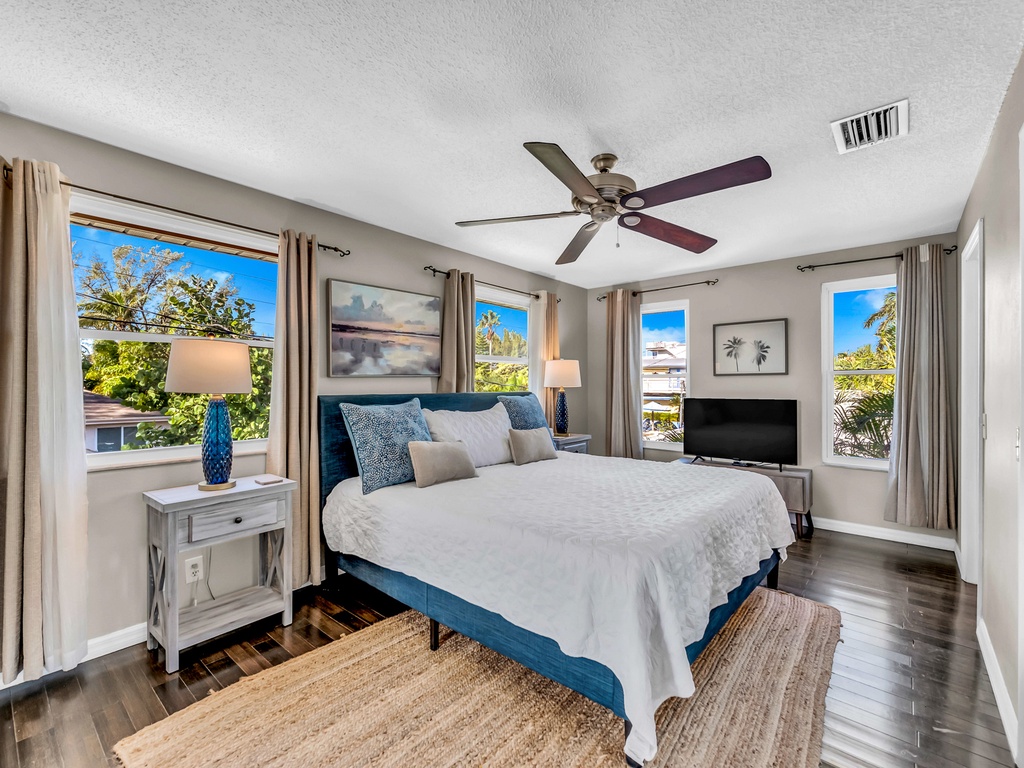 Primary Bedroom - King