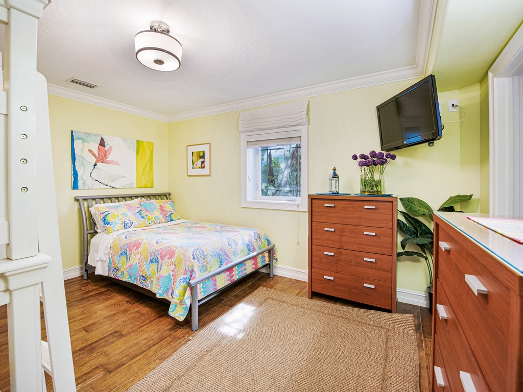 Side B - Third Bedroom